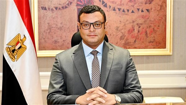 وزير الإسكان يتابع موقف المشروعات السكنية والبنية الأساسية والتطوير بعدة مدن بالصعيد
