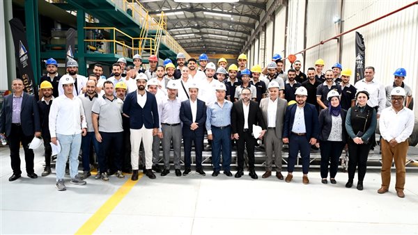  وزير الصناعة يتفقد 6 مصانع متخصصة في درفلة وجلفنة وطلاء ألواح الصلب المسطح 