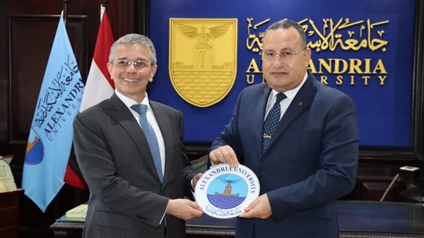 توقيع بروتوكول تعاون بين مصلحة الجمارك وجامعة الإسكندرية لتعزيز الاستثمار فى التنمية البشرية