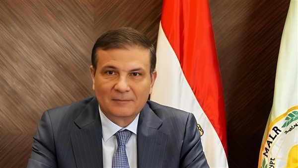 وزير الزراعة يعلن فتح سوق دولة بيرو أمام صادرات مصر من شتلات الفراولة