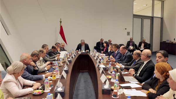 وزير السياحة يترأس اجتماع مجلس إدارة هيئة المتحف المصري الكبير