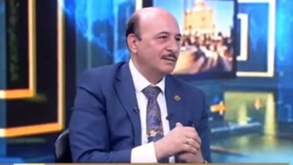 خبير مصرفي يتوقع تثبيت أسعار الفائدة على الإيداع والأقراض 