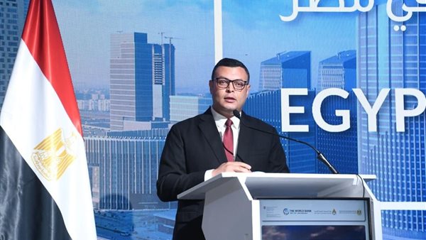 وزير الإسكان يعلن إطلاق الاستراتيجية الوطنية للمدن الذكية