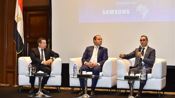 وزيرا المالية والاستثمار: القطاع الخاص المصرى مرن وإيجابي وقادر على التطور والنمو والمنافسة محليًا ودوليًا