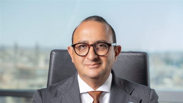 تنمية الصادرات EBank يحصل علي جائزة افضل بنك في التجارة الخارجية بمصر