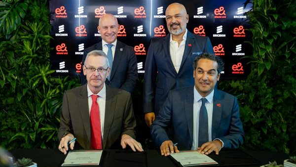 إريكسون وإي آند مصر توقعان اتفاقية لتحديث الشبكة الأساسية وأنظمة تكنولوجيا المعلومات