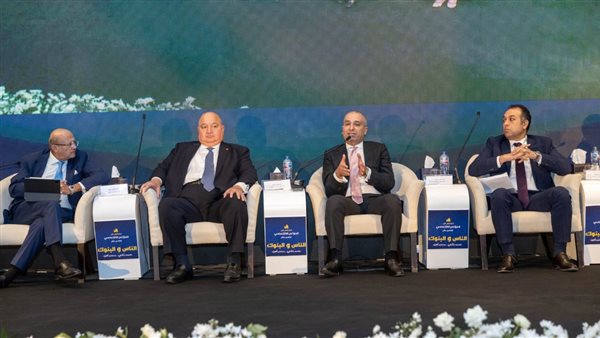  أبو السعود: 53% من محفظة البنك للتمويل المستدام.. و440 ألف مزارع استفادوا من قروض المحاصيل الزراعية