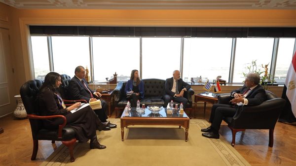  وزير السياحة يلتقي سفير اليونان بالقاهرة لبحث تعزيز التعاون السياحي والأثري بين البلدين