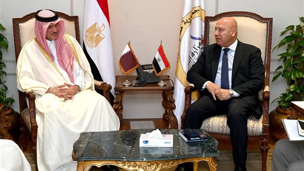  وزير الصناعة والنقل يبحث مع وزير التجارة الخارجية القطري تدشين مشروعات تكاملية مصرية قطرية