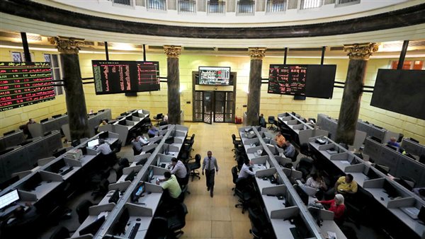 البورصة تربح 10 مليار جنيه في ساعة.. ومؤشراتها تصعد جماعيًا