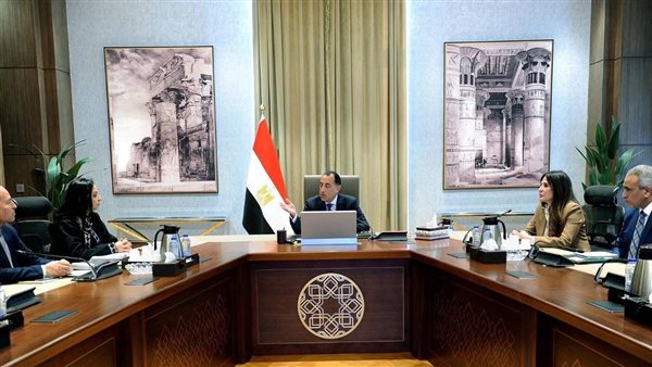 رئيس الوزراء يتابع الإجراءات الخاصة بتنفيذ التوجيهات الرئاسية بطرح وحدات سكنية بالإيجار للمواطنين