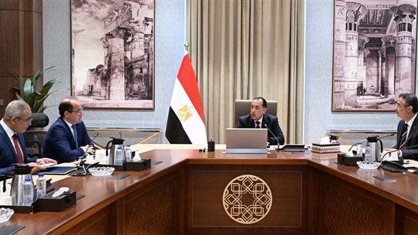 رئيس الوزراء يتابع إجراءات توفير مخزون مطمئن من السلع وجهود حوكمة منظومة الدعم
