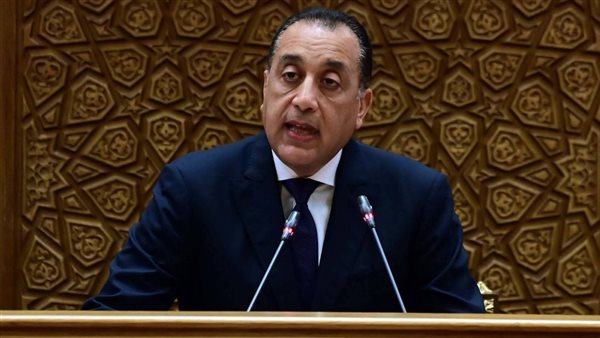 رئيس الوزراء: رفع الأجور 21% وزيادة الحد الأدنى إلى 8000 جنيه بالموازنة الجديدة